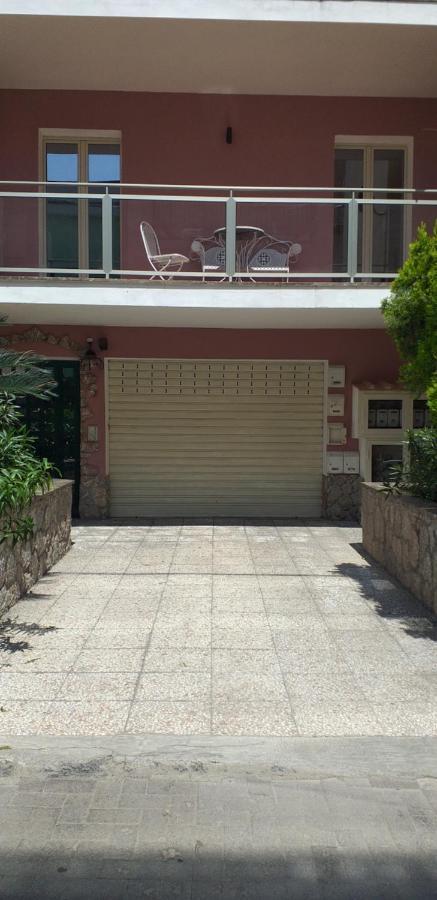 Appartamento Claudia Roccalumera Exterior foto